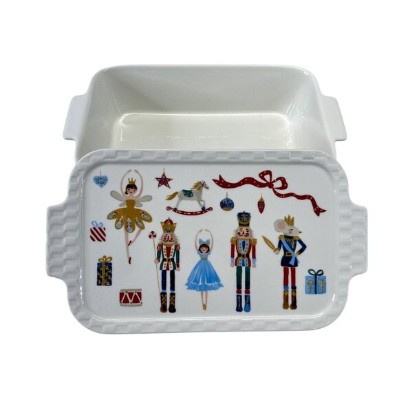 Grace’s Pantry Nutcracker Casserole Dish 2.5 Qt Christmas Bakeware - Picture 8 of 8